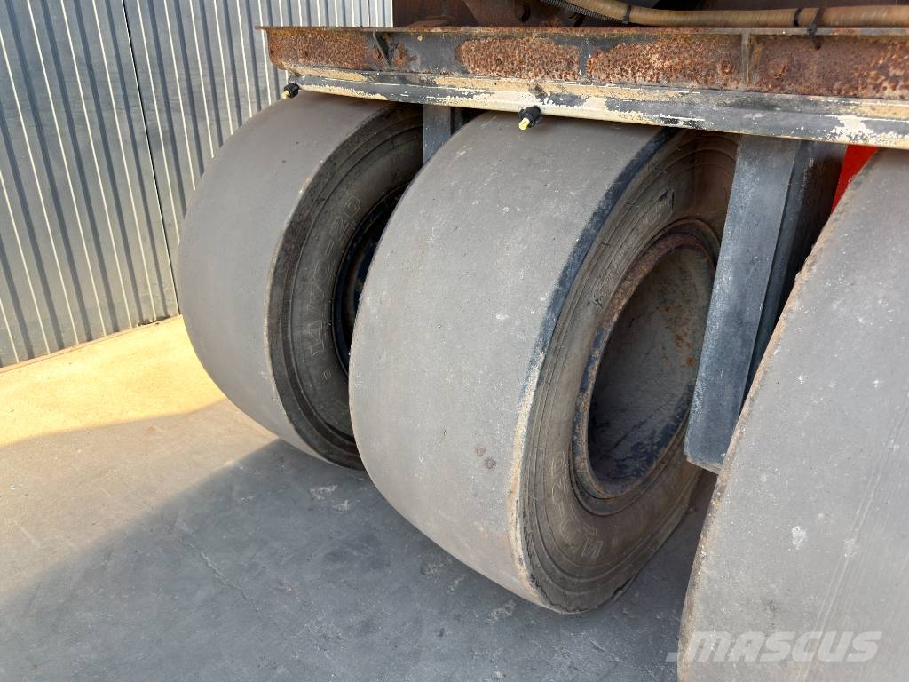 Dynapac CP224 Rouleaux à pneumatiques