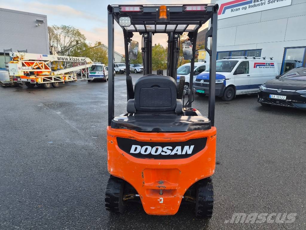 Doosan 1.6 tonns el.truck Electric forklifts