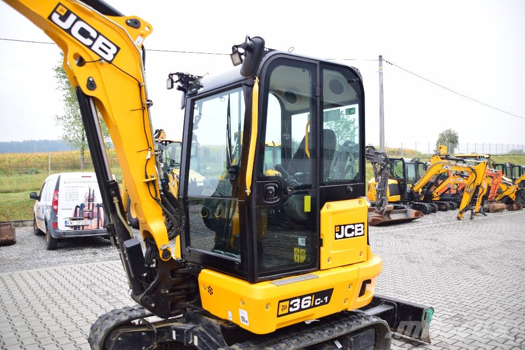 JCB 36 C-1  JCB 8035 ZTS Kubuta U35 Takeuchi TB235 Minigraafmachines < 7t
