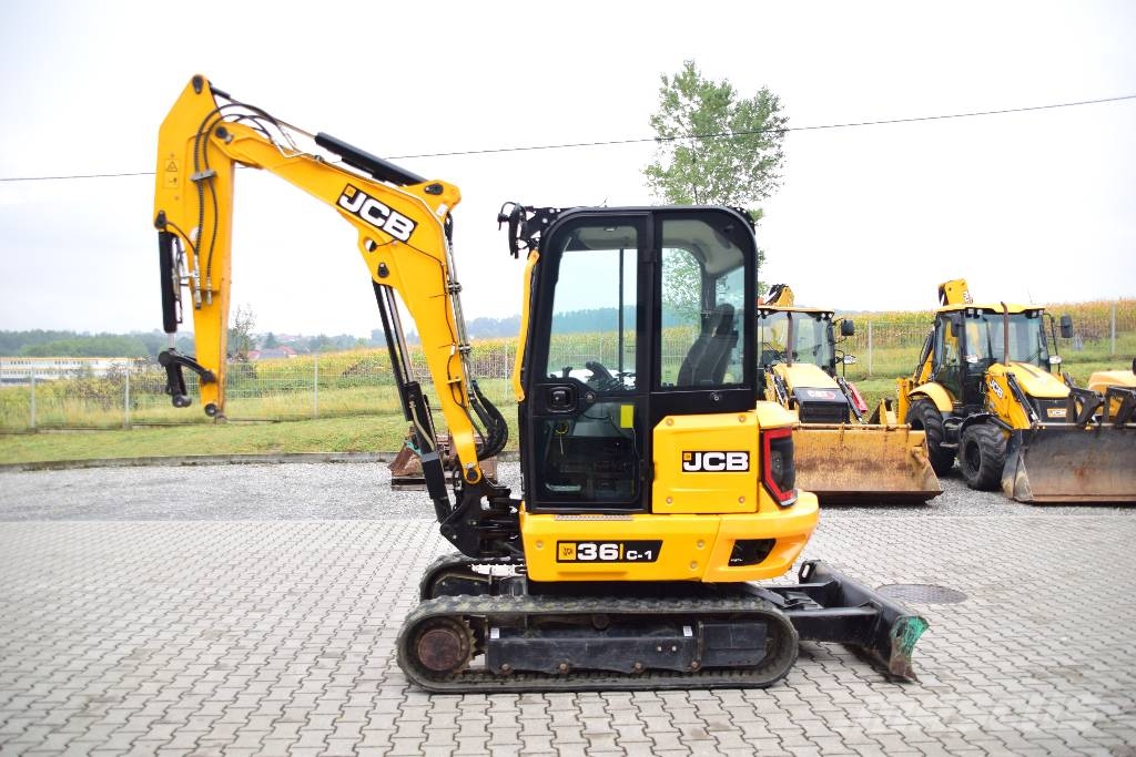 JCB 36 C-1  JCB 8035 ZTS Kubuta U35 Takeuchi TB235 Minigraafmachines < 7t