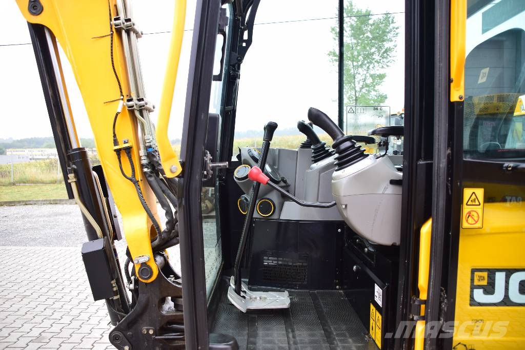 JCB 36 C-1  JCB 8035 ZTS Kubuta U35 Takeuchi TB235 Minigraafmachines < 7t
