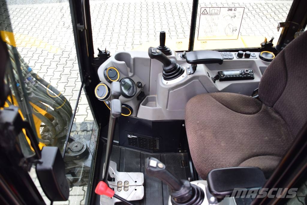 JCB 36 C-1  JCB 8035 ZTS Kubuta U35 Takeuchi TB235 Minigraafmachines < 7t