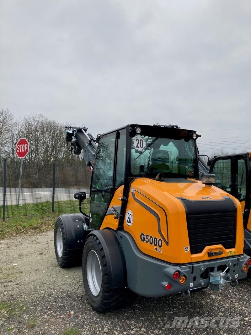 GiANT G5000 Tele Radlader ماكينات زراعية - غير ذلك