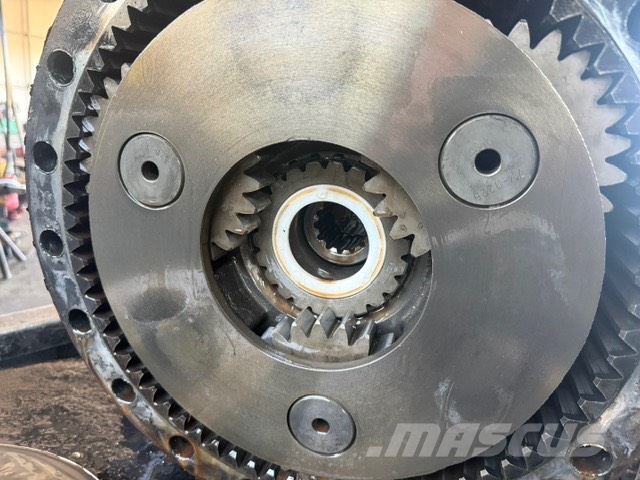 CAT 325 USED FINAL DRIVE Trasmissione
