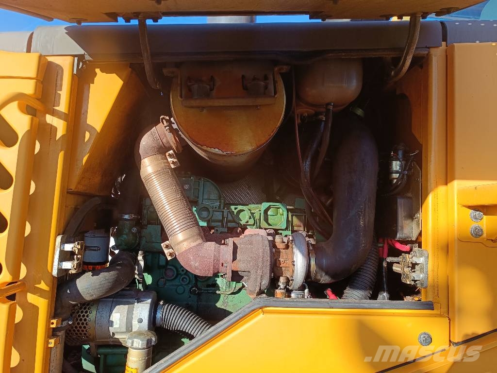 Volvo L 70E Gumikerekes homlokrakodók
