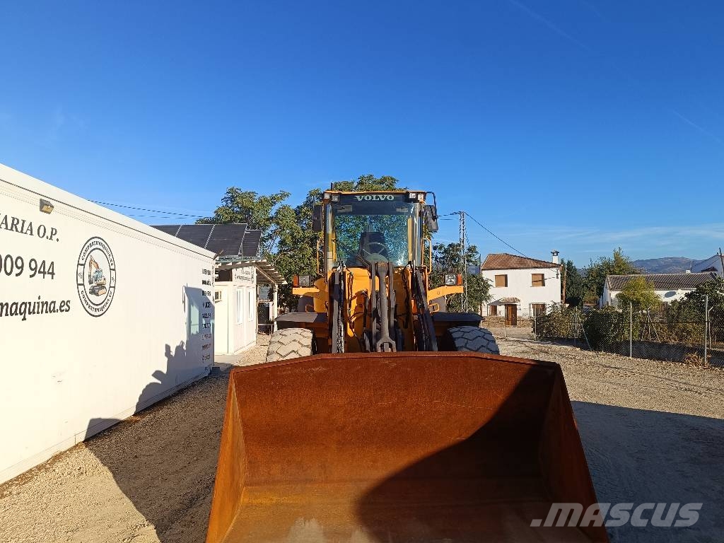 Volvo L 70E Gumikerekes homlokrakodók