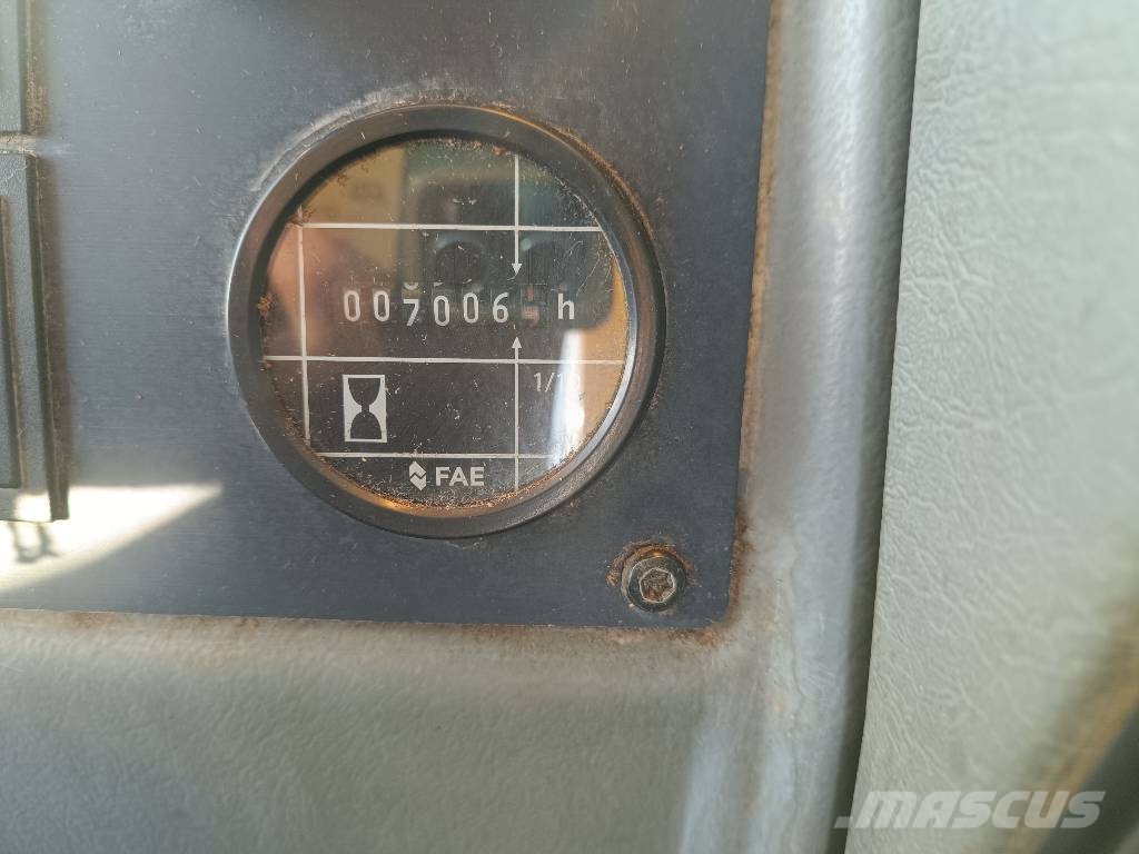 Volvo L 70E Gumikerekes homlokrakodók