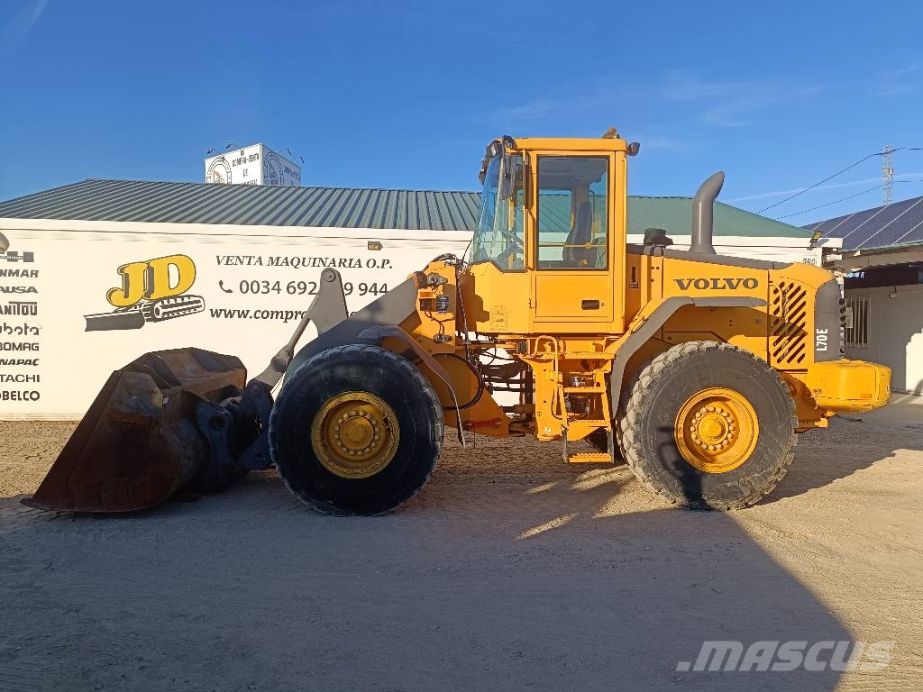 Volvo L 70E Gumikerekes homlokrakodók