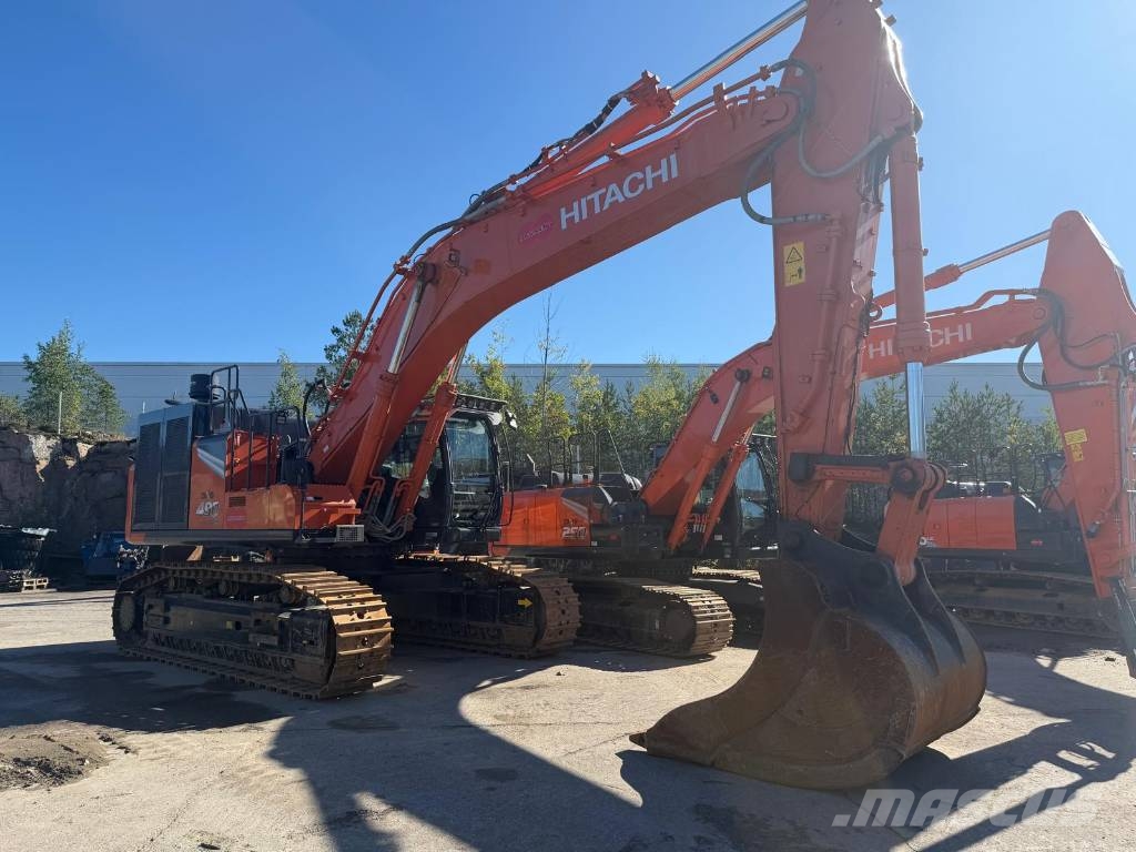 Hitachi ZX 490 LC-7 Kāpurķēžu ekskavatori