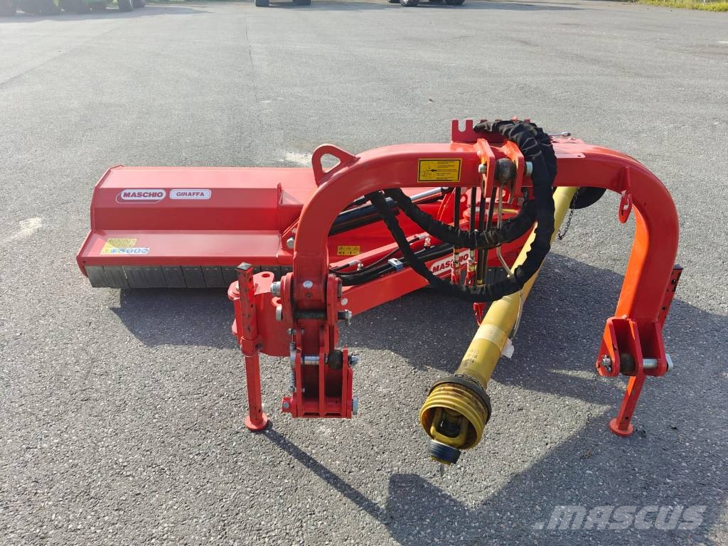 Maschio Giraffa 210 Falciatrici/cimatrici per pascoli