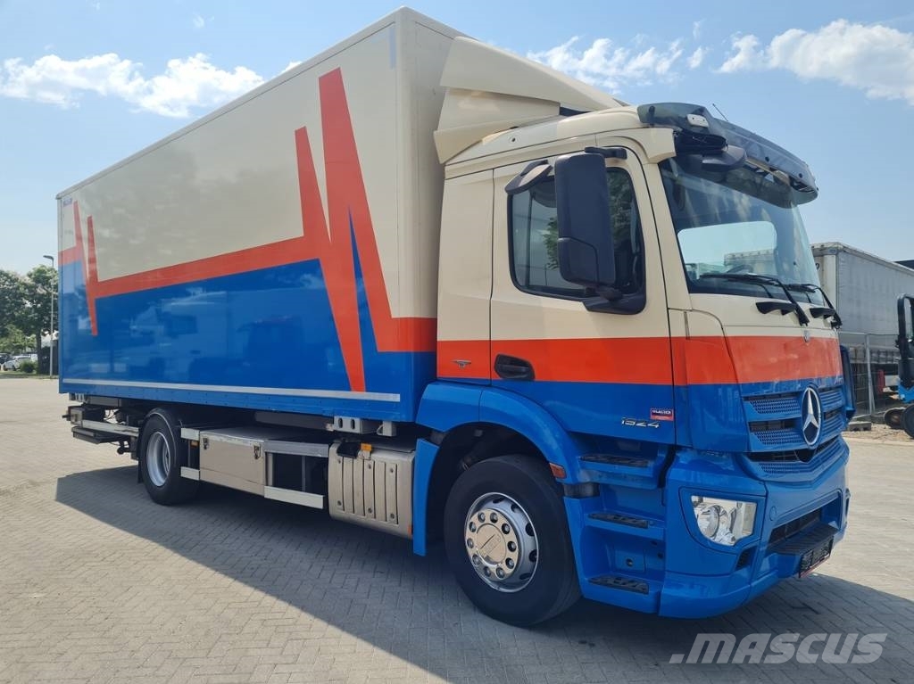 Mercedes-Benz 1824 / FULL AIR/BDF 7.3 m Каросерии