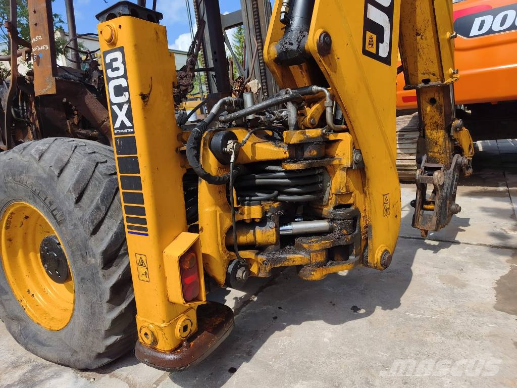 JCB 3 CX Buldoexcavatoare