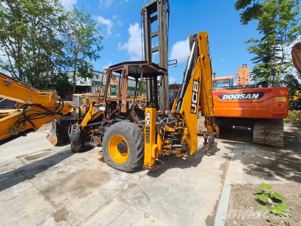 JCB 3 CX Buldoexcavatoare
