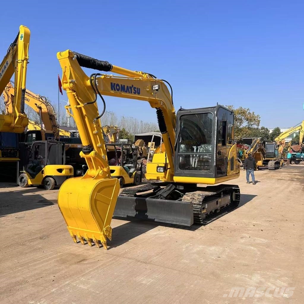 Komatsu PC 70 Εκσκαφείς με ερπύστριες