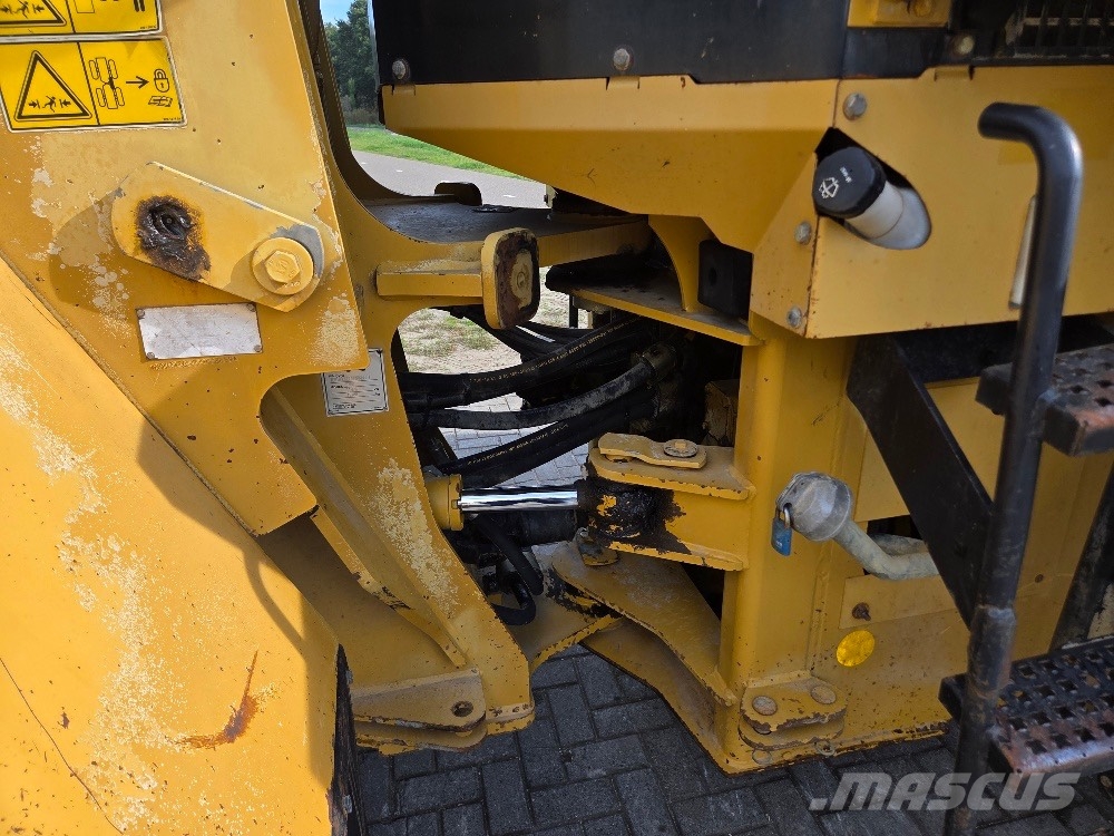 CAT 938G Wielladers