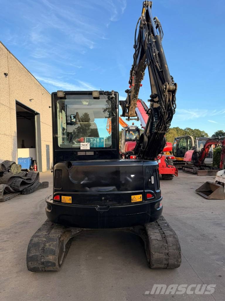 Takeuchi TB 257 FR حفارات صغيرة أقل من 7 طن (حفارات صغيرة)