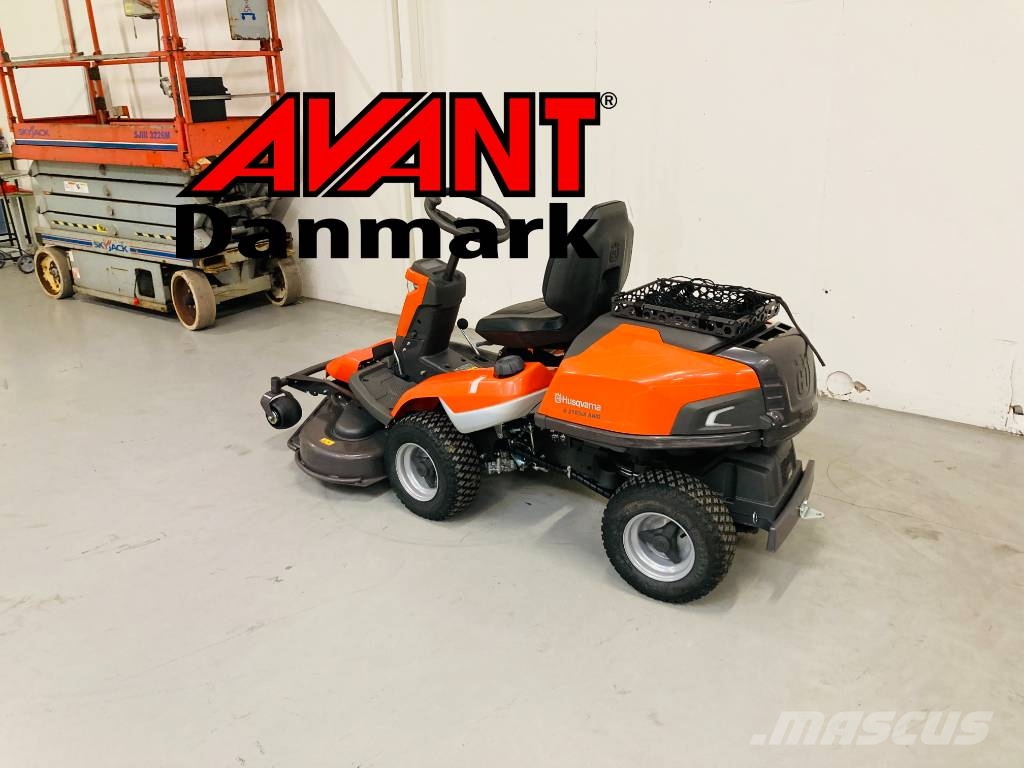 Husqvarna R 316TsX AWD Traktorske kosilice