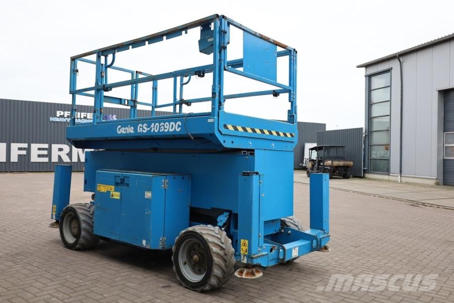 Genie GS4069 Electric, 14m Working Height, 363kg Capacit Scissor lifts