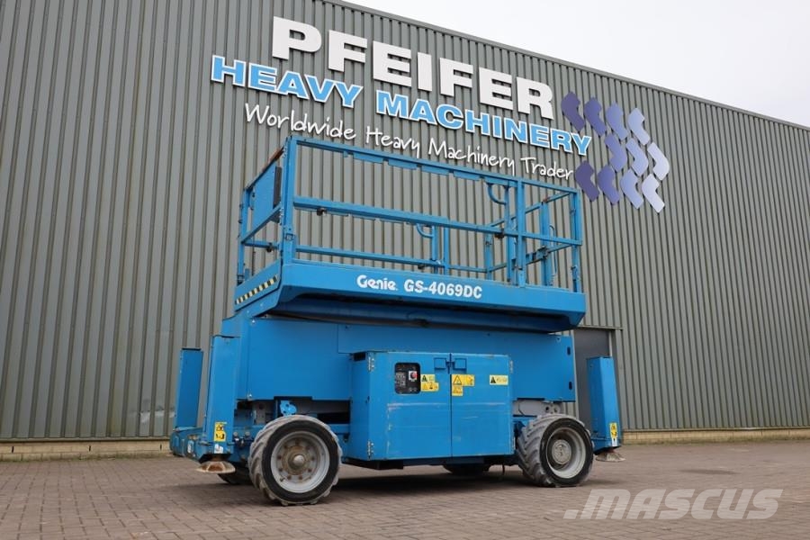 Genie GS4069 Electric, 14m Working Height, 363kg Capacit Scissor lifts