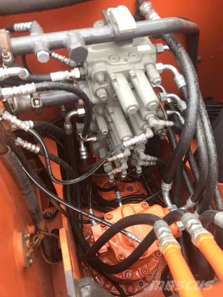 Hitachi ZX 70 Mini bageri <7t