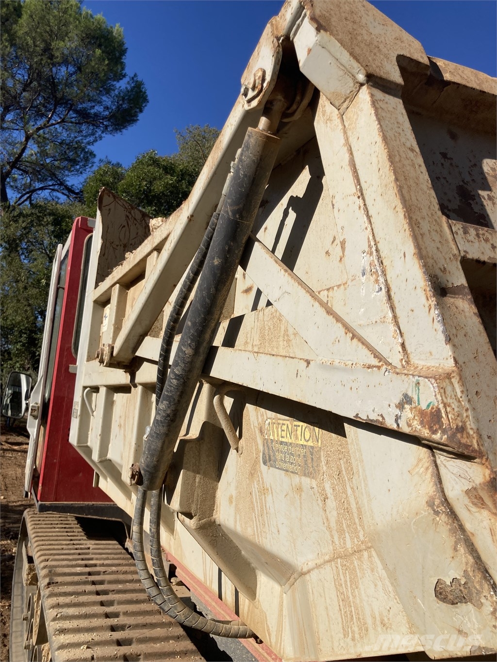 Takeuchi TCR 50 Lánctalpas dömperek
