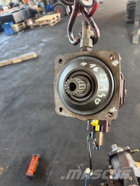 Liebherr L 554 HYDRAULIC MOTOR Hidravlika