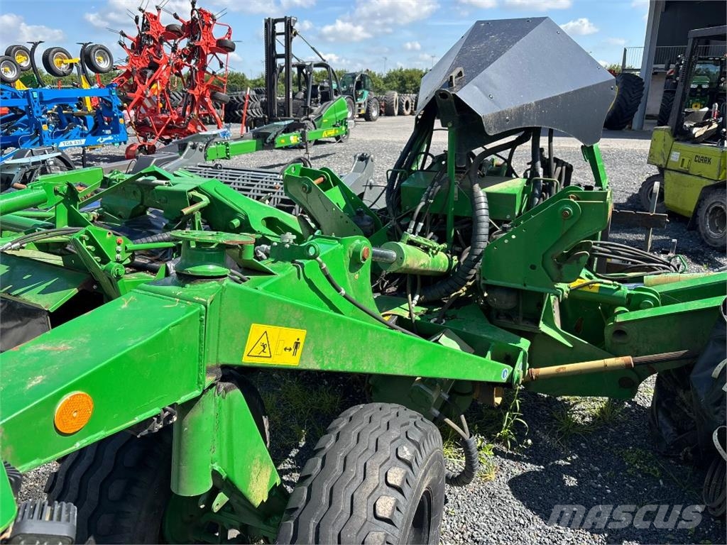 Kuhn FC883 RA Defekt جزازات مكيفات