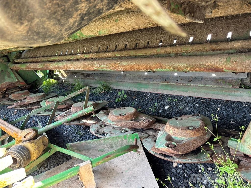 Kuhn FC883 RA Defekt جزازات مكيفات