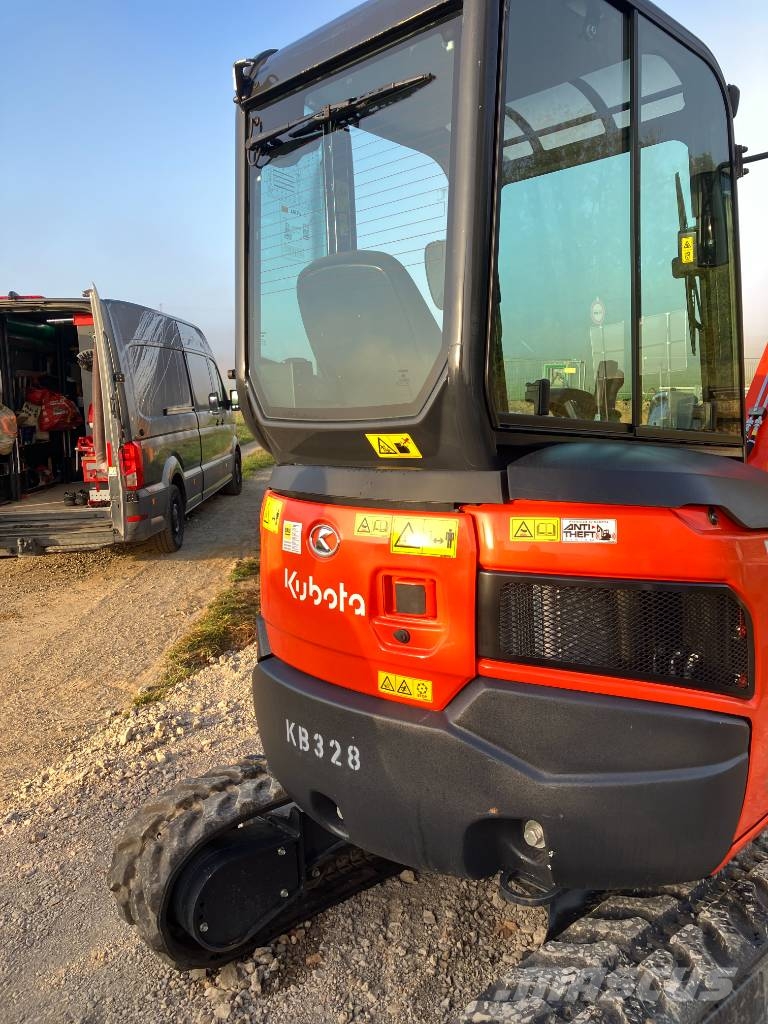 Kubota Kurzheckbagger U 27-4 GL HighSpec Pelle sur chenilles