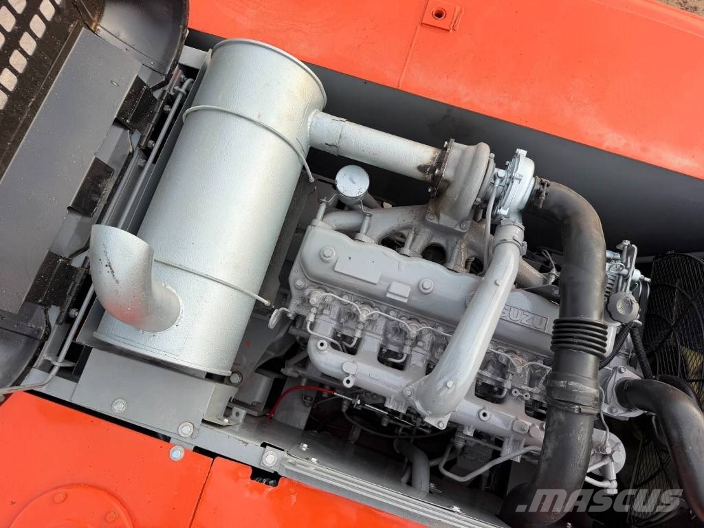 Hitachi EX 200 대형 굴삭기 29톤 이상