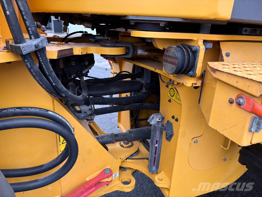 Volvo L110H lastmaskin, all utrustning, våg Wielladers