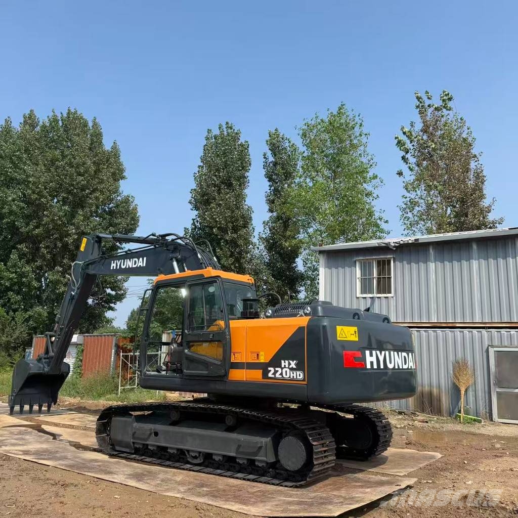 Hyundai HX 220 HD Lánctalpas kotrók