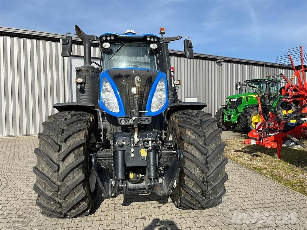 New Holland T8.435 Traktorer