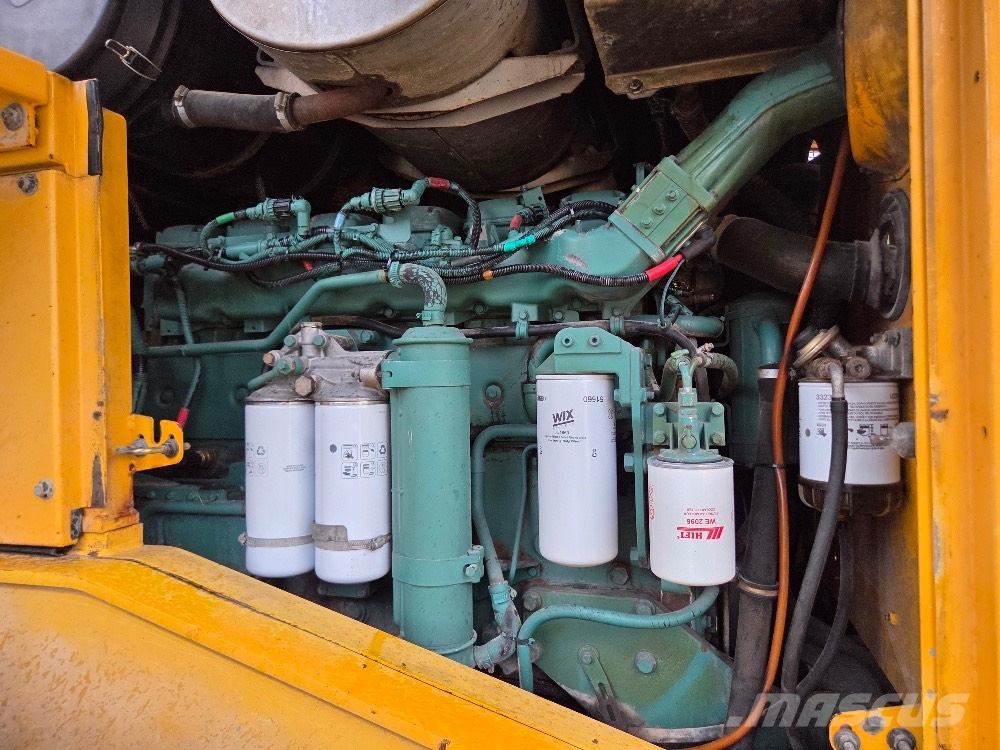Volvo L150E Kolesni nakladalci
