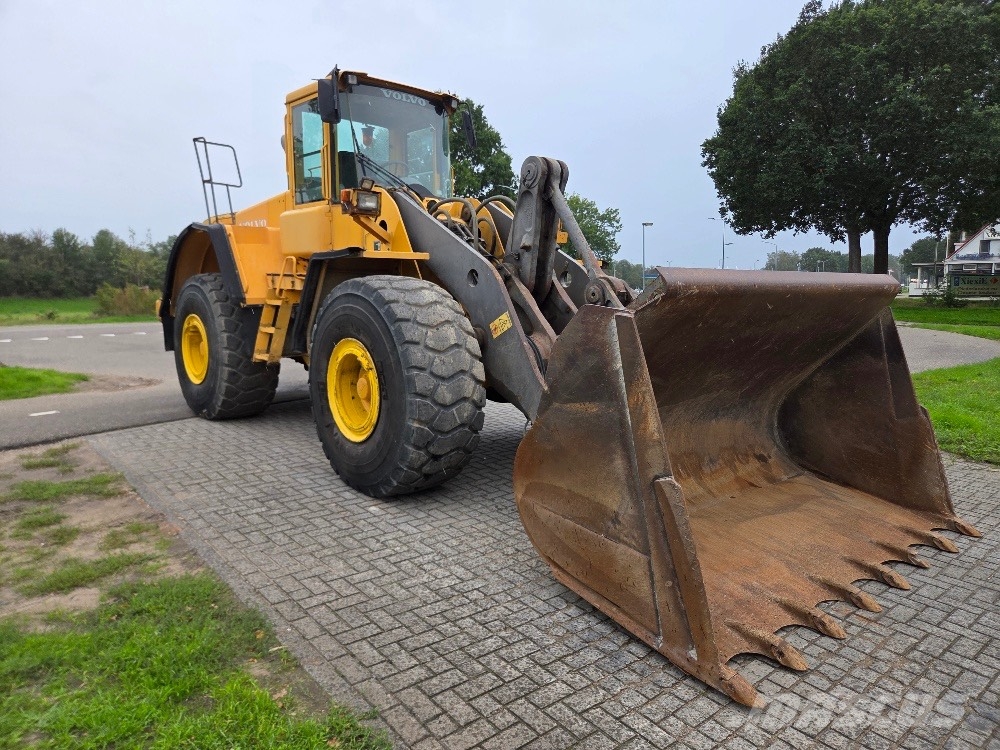Volvo L150E Kolesni nakladalci