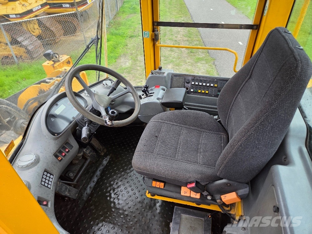 Volvo L150E Kolesni nakladalci