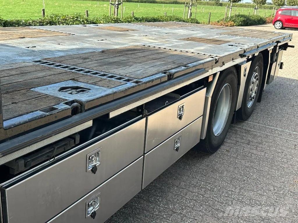 Scania R490 Kranen voor alle terreinen