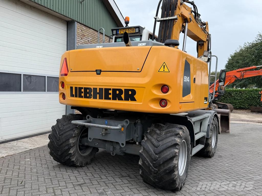 Liebherr A914 LITRONIC A914 Ratasekskavaatorid