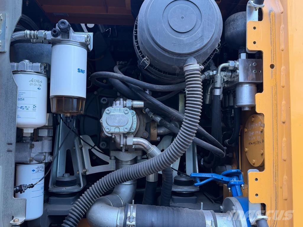 Liebherr A914 LITRONIC A914 Ratasekskavaatorid