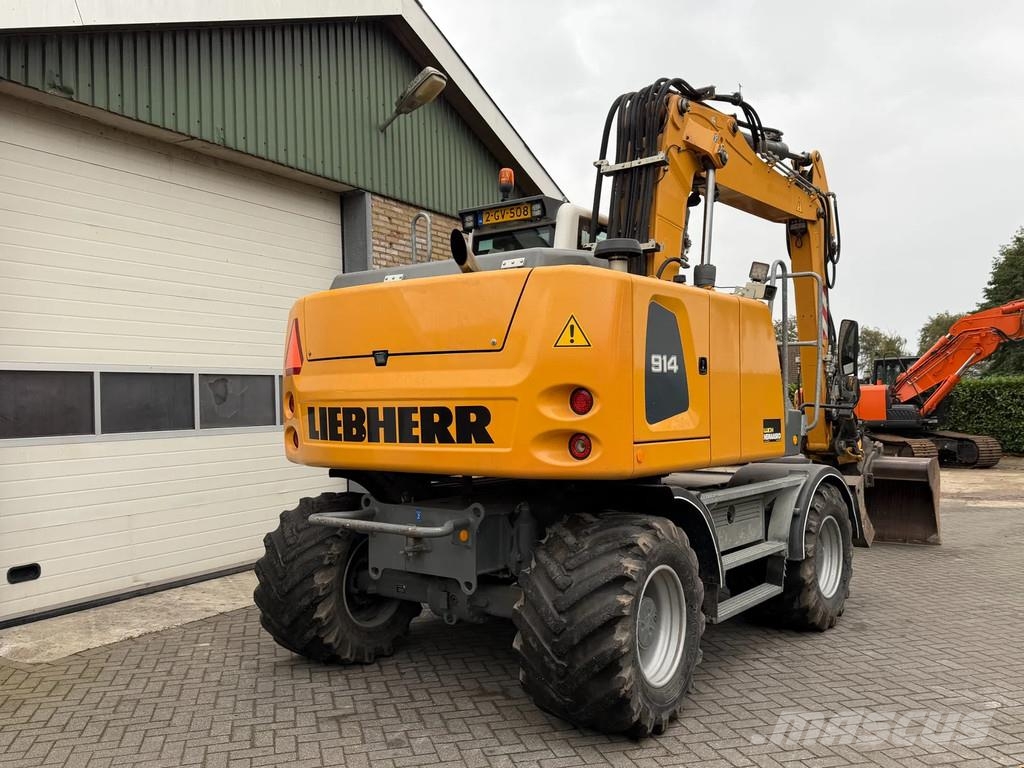 Liebherr A914 LITRONIC A914 Ratasekskavaatorid