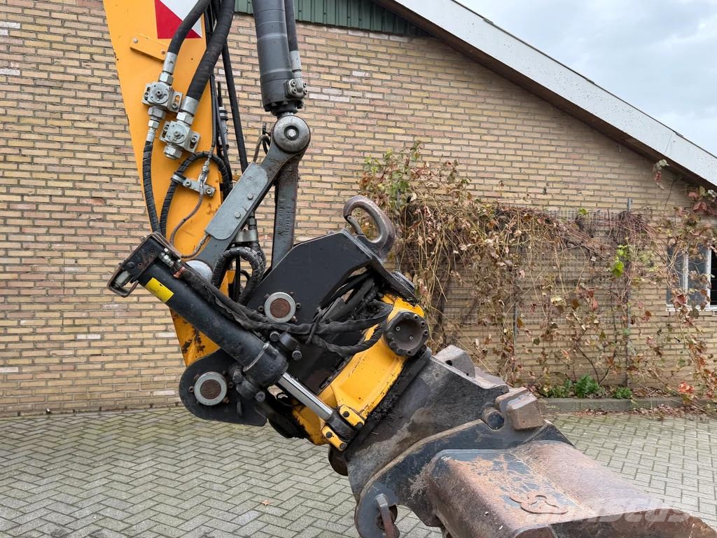 Liebherr A914 LITRONIC A914 Ratasekskavaatorid