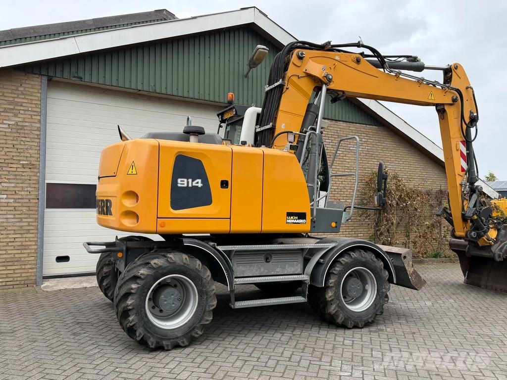 Liebherr A914 LITRONIC A914 Ratasekskavaatorid