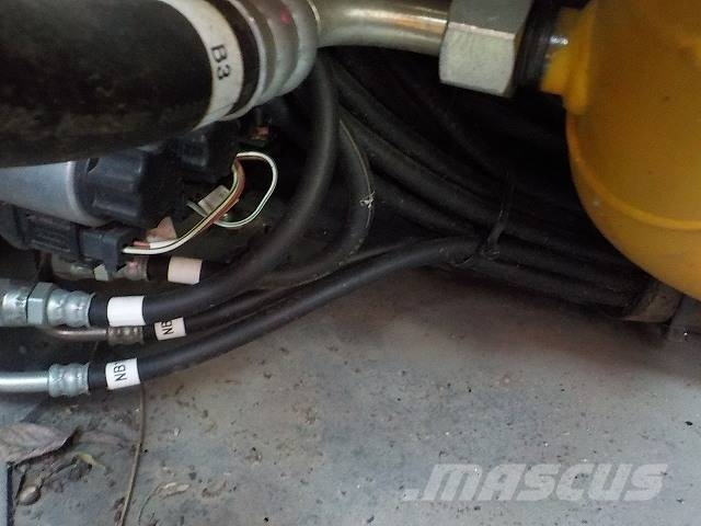 Kato HD514MR-7 大型油圧ショベル12t以上(パワーショベル・ユンボ)