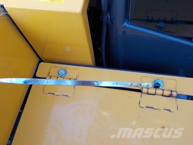 Kato HD514MR-7 大型油圧ショベル12t以上(パワーショベル・ユンボ)