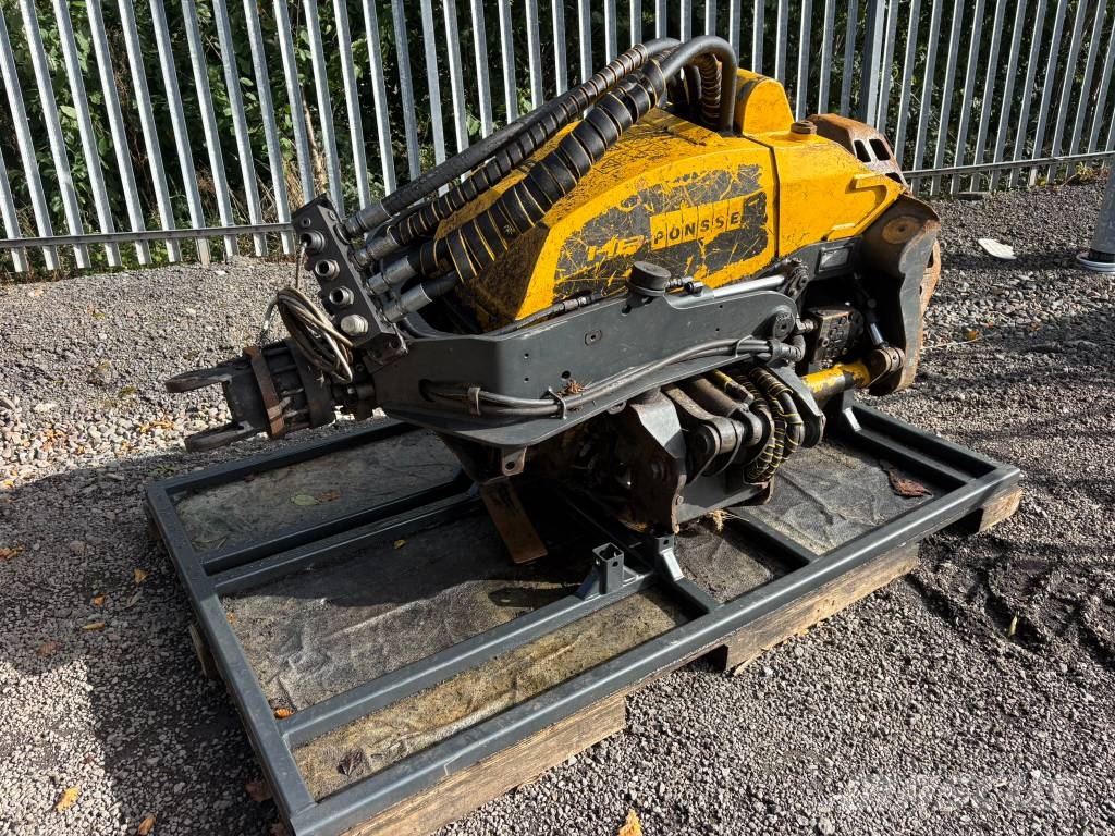 Ponsse H 8 Harvester heads
