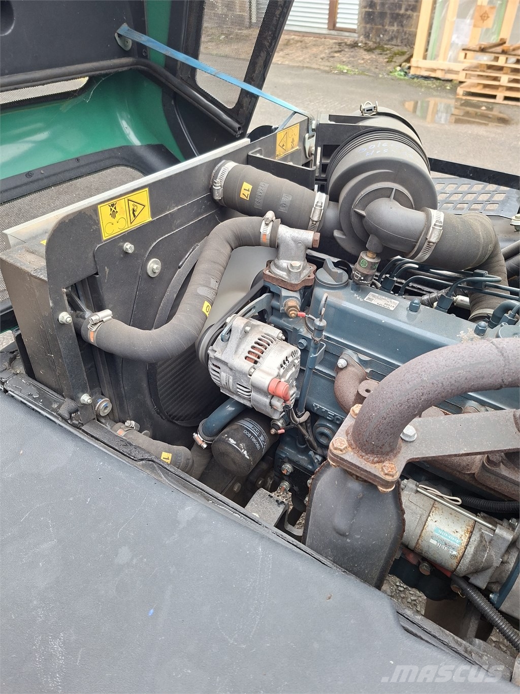Ransomes parkway 3 188 hours like new Ransomes parkway 3 kubata engine Tractores corta-césped