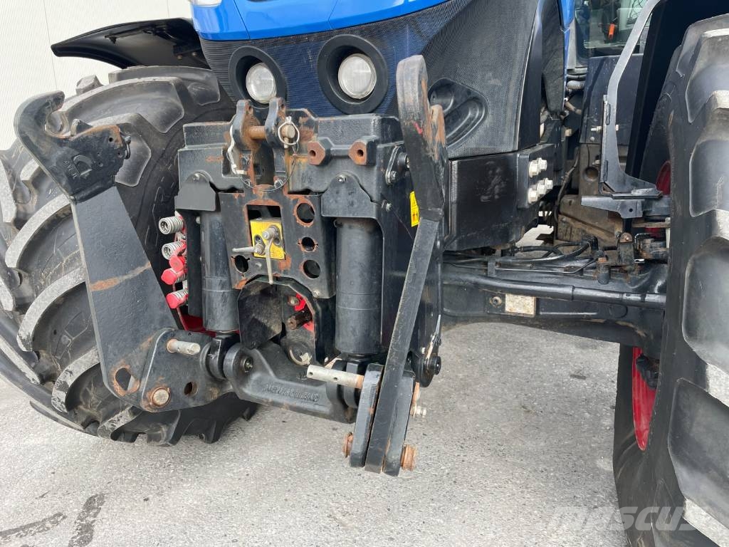 New Holland T 7.270 Traktorji