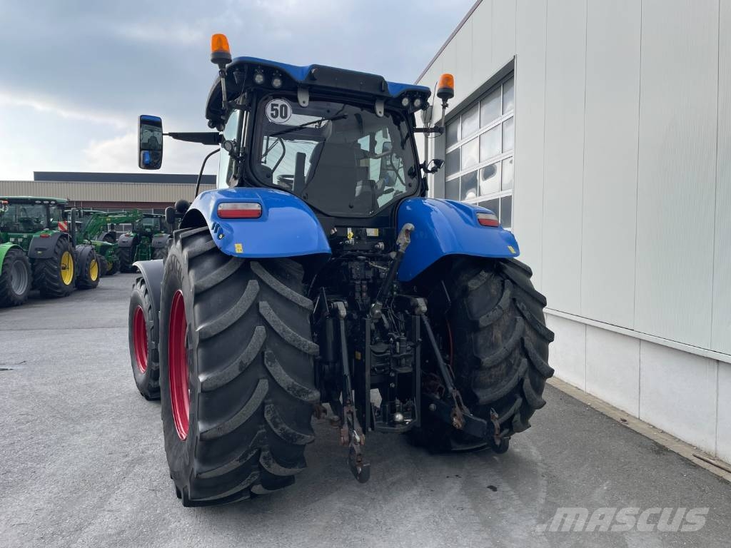 New Holland T 7.270 Traktorji