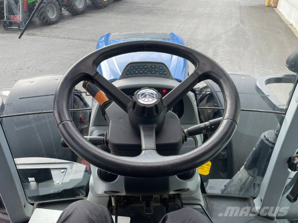 New Holland T 7.270 Traktorji