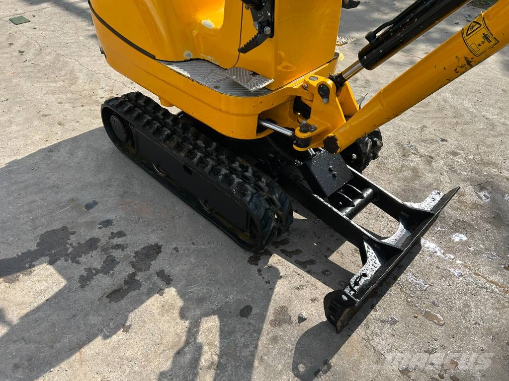 JCB 8008 CTS Mini ekskavatori < 7 t